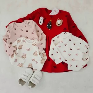 پیراهن کریسمسی و بادی C&A